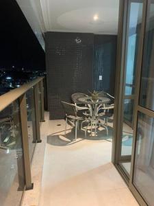 AP na orla de ondina com acesso exclusivo à Praia