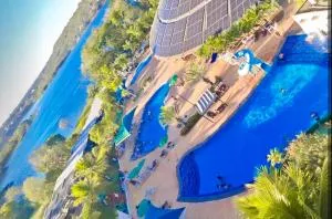 Caldas Novas Enseada Náutico Ap Térreo com churrasqueira 5 pessoas - Ipamery