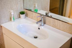 StayAU Cozy Family Comfort Vibrant WIFI 5BRM Glen