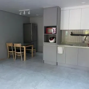 Samhyeongjebonggil Pension - Kujŏn-dong