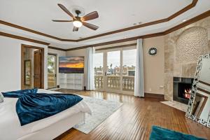 Huntington Harbour Waterfront Home
