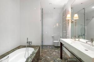 Ocean View Palm Beach - By Betina King