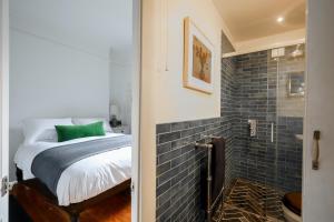 Charming West End Residence in Peaceful Fitzrovia