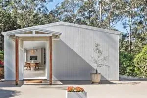 Luxurious Mediterranean-Inspired Guesthouse - Mooloolah