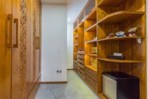 Amazing Ocean View Villa, 2 min walk to the beach