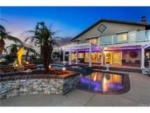Majestic Anaheim Panorama Hill Home With Sunset - أنهايم