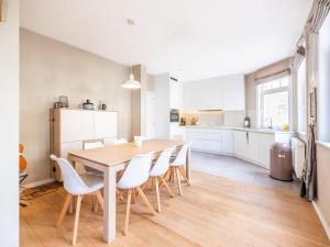 Renovated villa near the center and beach