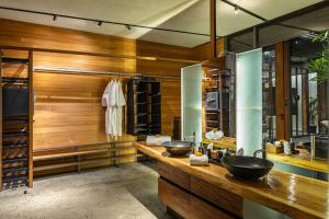 Luxury Industrial Villa with Sauna and Highend Amenities