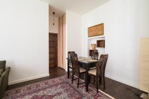 Hoża City Centre Apartment