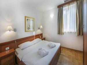 Apartment Punta in Veli Losinj with pools 