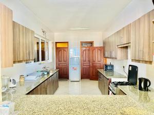 Elnas Nyali - Work & Unwind - Pool, Sea Views, AC & Fast Wi-Fi
