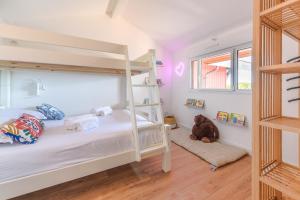 LOstra - Maison sur leau proche Arcachon