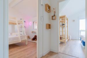 Maisons de vacances L-Ostra - Maison sur l-eau proche Arcachon : photos des chambres