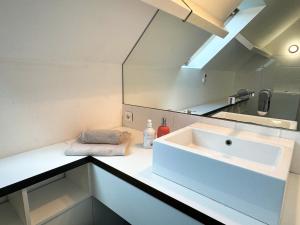 Maisons de vacances Ker Tornaod Maison familiale avec acces direct a la mer : photos des chambres