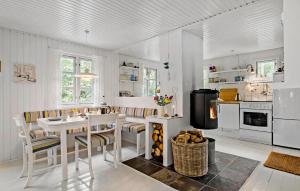 Beautiful Home In Blokhus