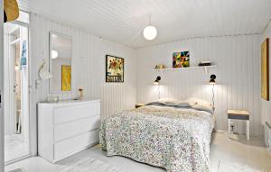 Beautiful Home In Blokhus