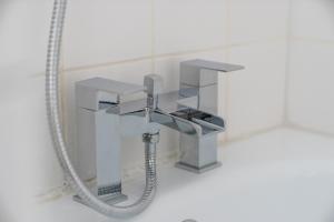 Modern 2-Bedroom Flat in Vibrant East London