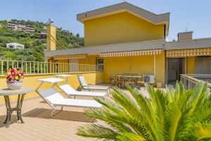 RivieraRent Sea Terrace