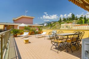 RivieraRent Sea Terrace