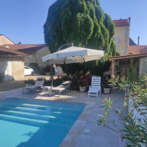 B&B / Chambres d'hotes L-Acacia : Chambre Double