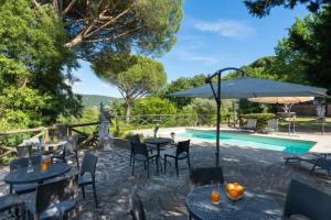 Charming Villa in Arezzo with Private Pool and Garden