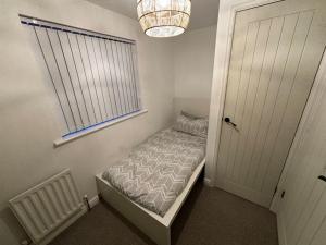 Stunning Central Home With Free Secure Parking