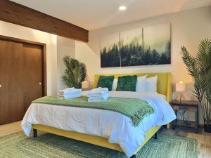 BearHug AC, Pool, Hot Tub, Tennis, Close to Resort