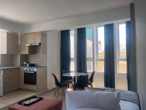 Phaedrus Living Hoopoe Residencies 207 - 3hvězdičkové hotely ve městě Nikósie