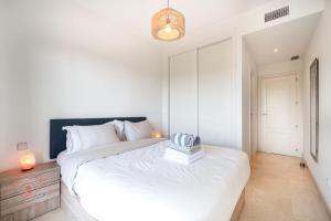 Apartment alongside golf course - TCM