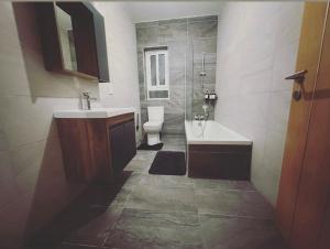 Maisonette with backyard