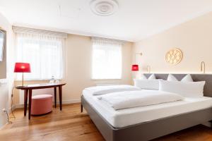 Double Room room in EMICH´S Hotel