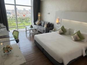 Holiday Villa Hotel & Residence City Centre Doha