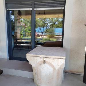 House Roko by the sea