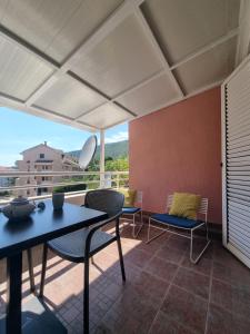 Petrovac modern apartment