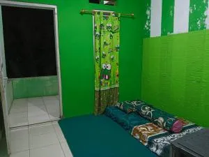 Azalea Stay - Purbolinggo