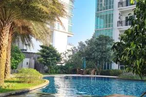 Cozy Studio Apartment in South Jakarta by Miapato - Bojong