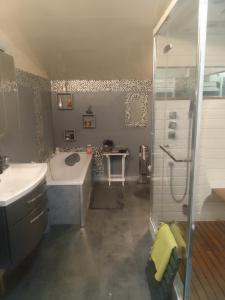 Sejours chez l'habitant Pavillon Val : photos des chambres