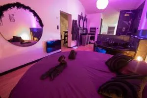 L'échappée nocturne Love - 拉盖里尼耶尔