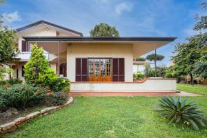 GOLDEN LUXE - Grand Villa with Exlusive Garden