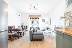 Large & Quiet 1 Bdr Downtown