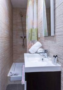 BeBarceloner Vall Hebron Apartment