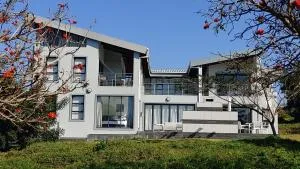 THE Ridge House - Dernali Station