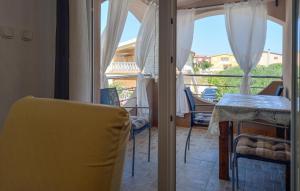 Amazing Apartment In Vir With Wifi