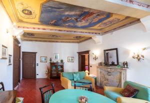 GuestHost - Exploring Liguria! Castelvittorio Apartments