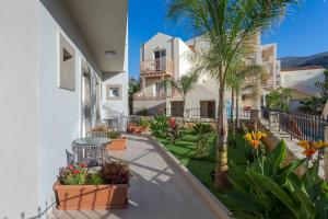 Amara Seaside by Estia