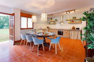 La Casona de Areces 34A01 by R2R Consulting