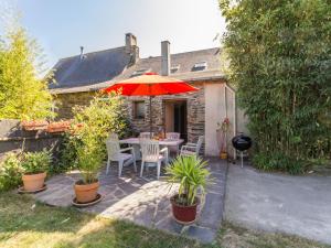 Maisons de vacances Charmante longere 3 chambres avec jardin clos, proche de Nantes, ideale pour familles et detente - FR-1-306-896 : Maison de Vacances (6 Adultes)