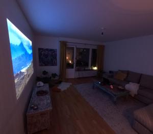 Mysig och lung lägenhet med balkong nära Stockholm!