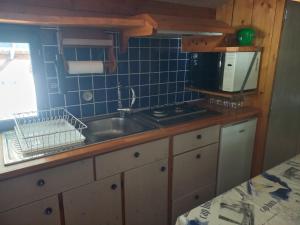 Chalets Roulotte au pied du Mont Saint Michel : Chalet 1 Chambre