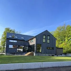 ONS 2024 - Villa surrounded by nature, ideal location close to Stavanger Forum - Ålgård
